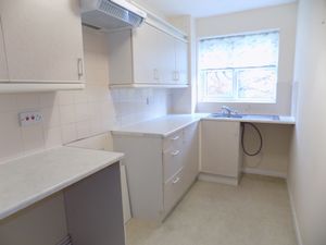 Kitchen - click for photo gallery